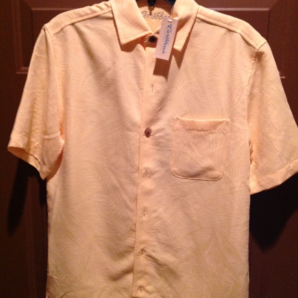 Caribbean light yellow small Hawaii shirt